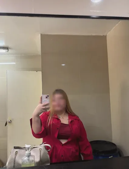 Anne, 26