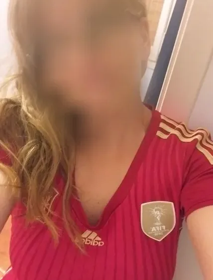 Carlijn, 35