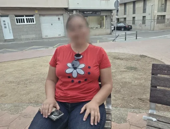Evi, 39