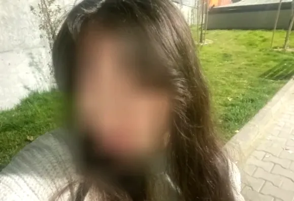 Fatima, 22