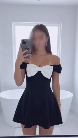 Fay, 28