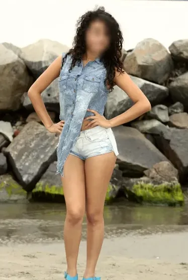 Ikram, 28