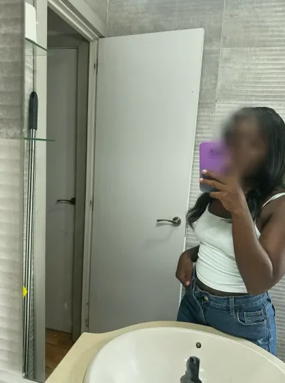 Linda, 29