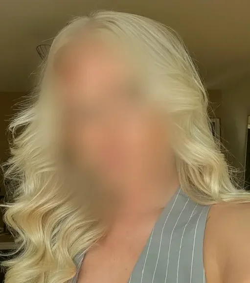 Nienke, 35