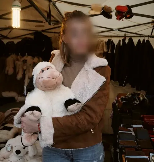 Nina, 35