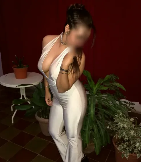 Rosanne, 28