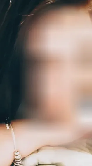 Wendy, 30