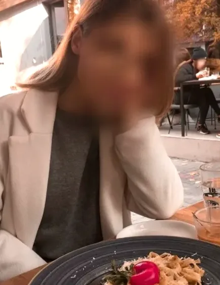 Wendy, 37